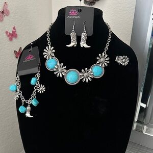 Paparazzi Silver and Blue Floral Necklace 4 pieces Set
